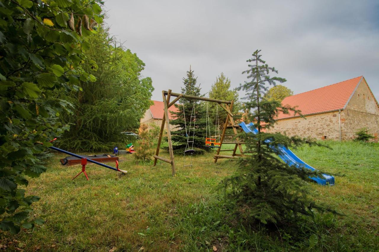 Orechovy Dvur Velke Nepodrice Exterior photo